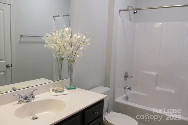 Foto del edificio - 8504 Gold Rush Ct
