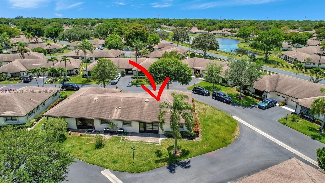 Foto principal - 4764 Greentree Crescent