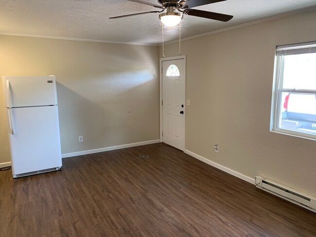 Building Photo - 610 Watauga Rd