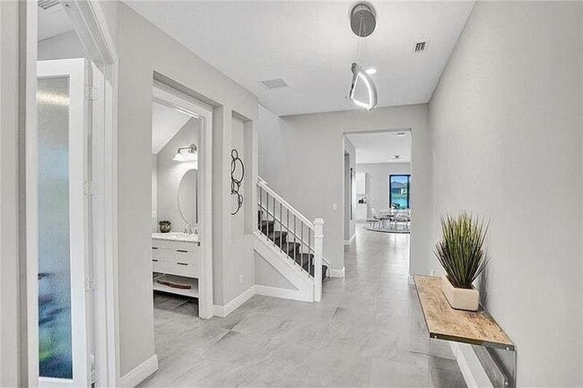 Building Photo - 11720 Waterway Cir