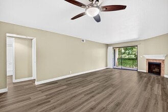 Building Photo - 2001 E 21st St