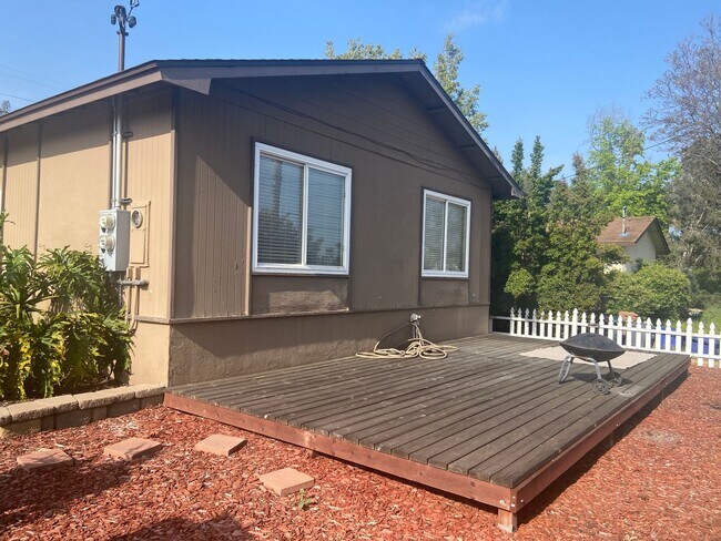 Building Photo - 8830 Fabienne Way