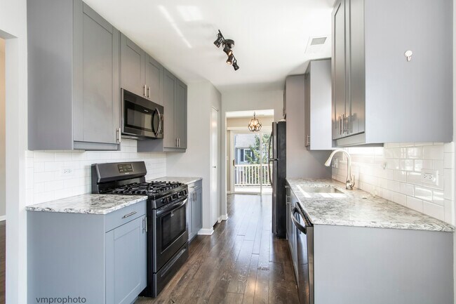 Foto del edificio - 1233 S Wellington Ct