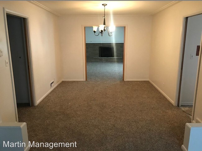 Foto del edificio - 4021 Hillandale Rd