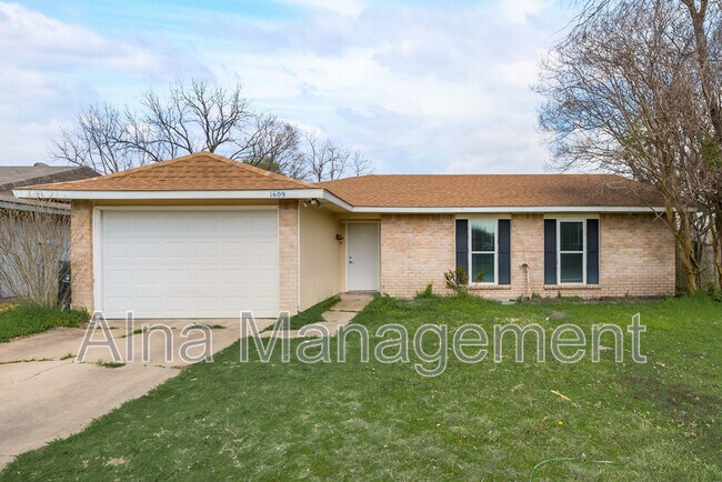 Foto del edificio - 1609 Whiteoak Dr