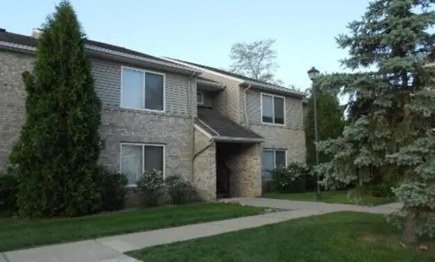 Foto del edificio - 100 E Cook Rd