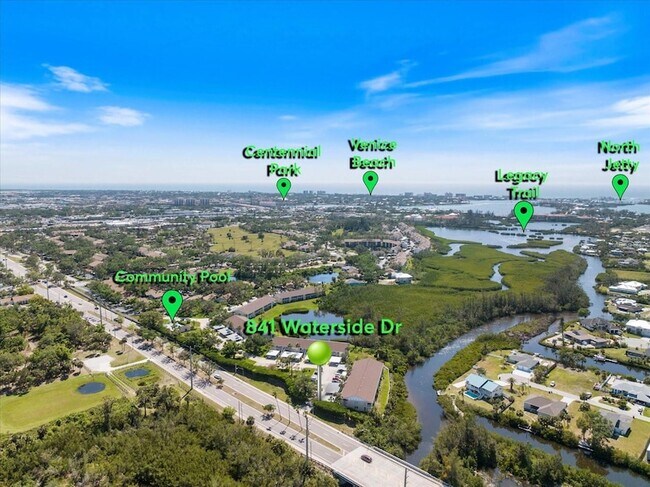 Foto del edificio - 841 Waterside Dr