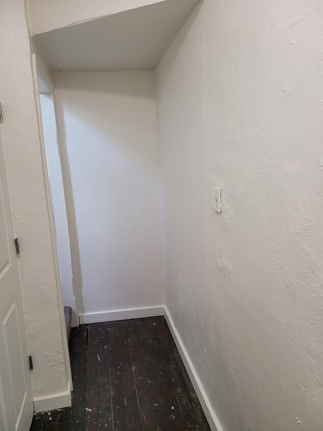 Primary Photo - 77 Berry St