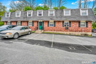 Building Photo - 364 Colonial Ave