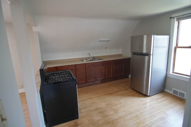 Building Photo - 3248 S Delaware Ave