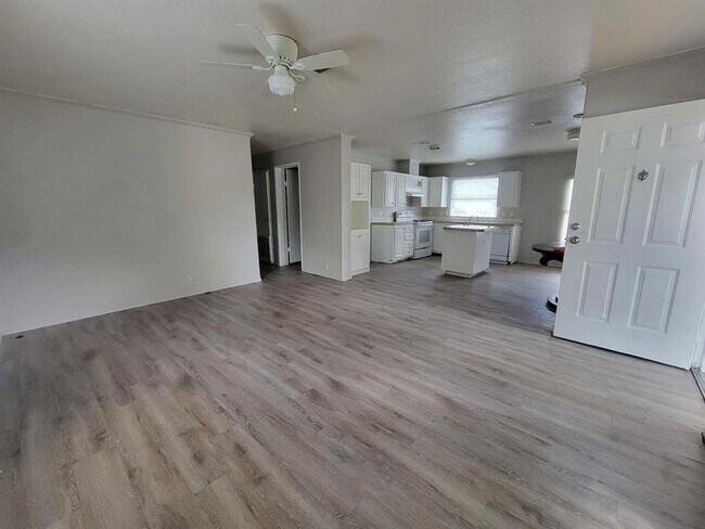Building Photo - 11723 Greenglen Dr