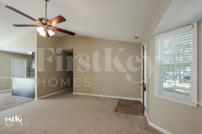 Building Photo - 3204 Faircroft Way
