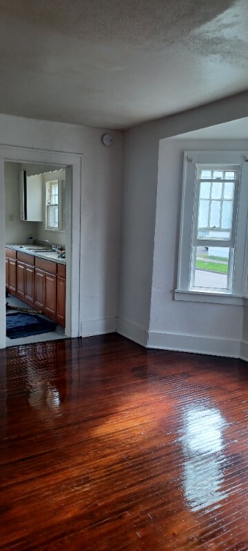 Building Photo - 993 Garson Ave