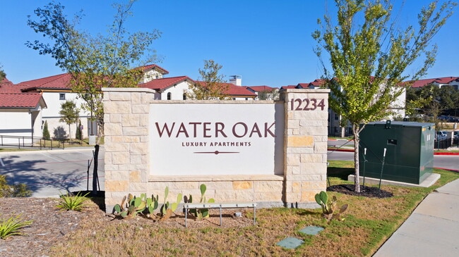 Building Photo - Water Oak Building Photo - Water Oak