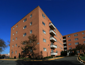 New Brookside Apartments photo'