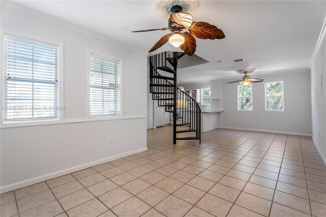 Foto del edificio - 2850 Coconut Ave
