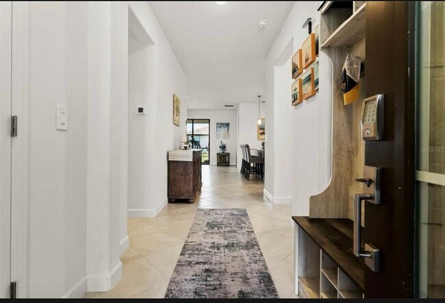 Building Photo - 15246 Serene Shores Loop