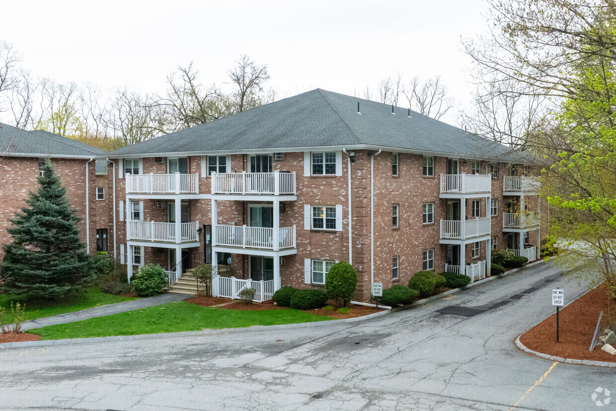 Primary Photo - Mitchell Estates II