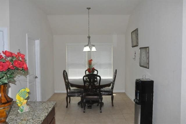 Building Photo - 3621 Bella Vista Dr