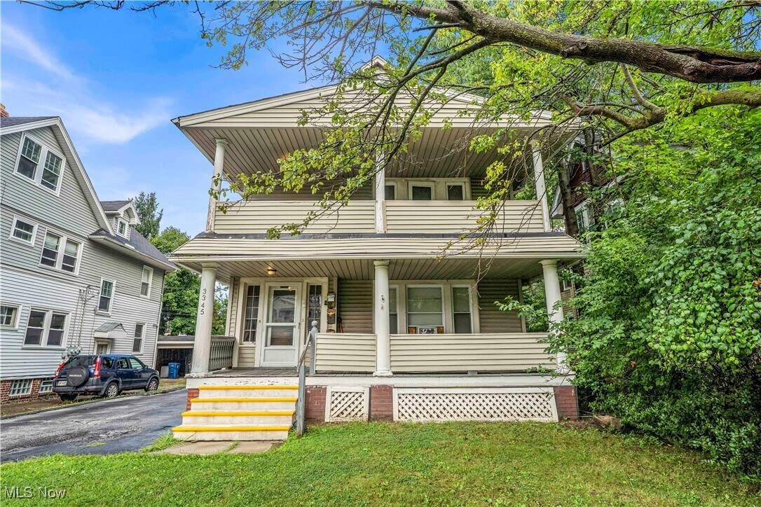 3345 Desota Ave Cleveland Heights, OH 44118 – photo 1
