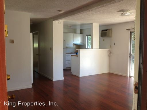 Primary Photo - 230 J St