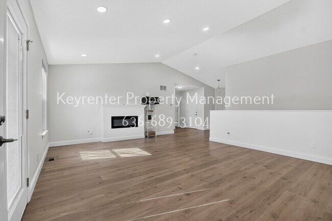 Foto del edificio - 926 Townhouse Ln