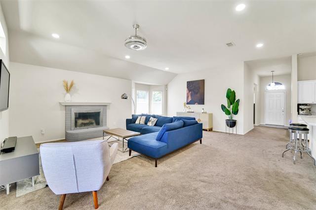 Foto del edificio - 6707 Classen Trail