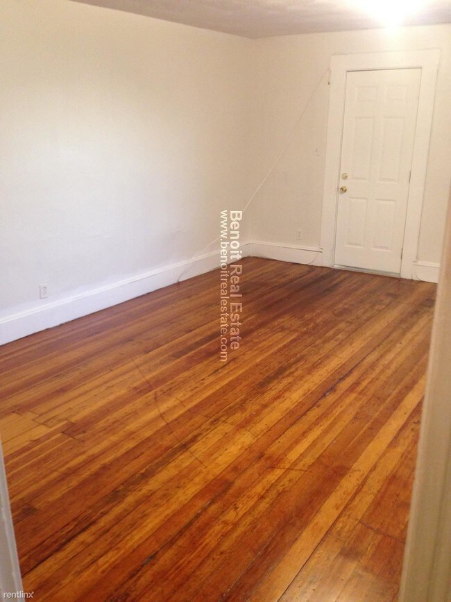 Foto del edificio - 2 br, 1 bath  - 761 Broadway