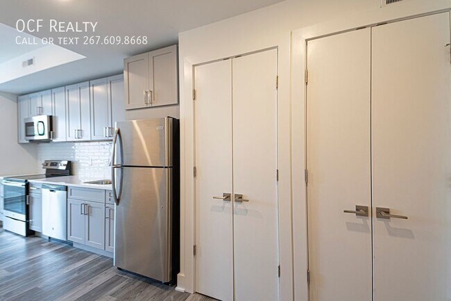 Foto del edificio - 1245 Ridge Ave