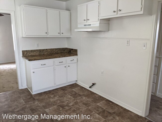 Building Photo - 3 br, 1 bath House - 5880 Lemon Dr.