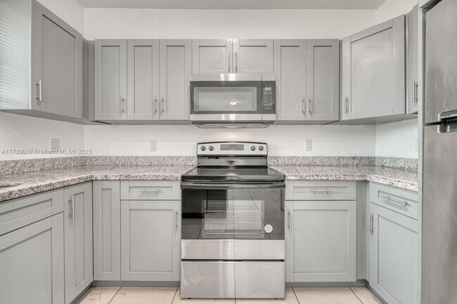 Foto del edificio - 14708 NE 7th Ave