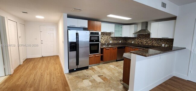 Foto del edificio - 170 SE 14th St