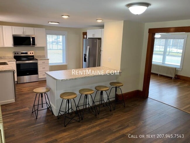 Foto del edificio - 54 Western Ave