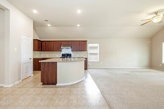 Building Photo - 7126 Whitlow Wonder Ln