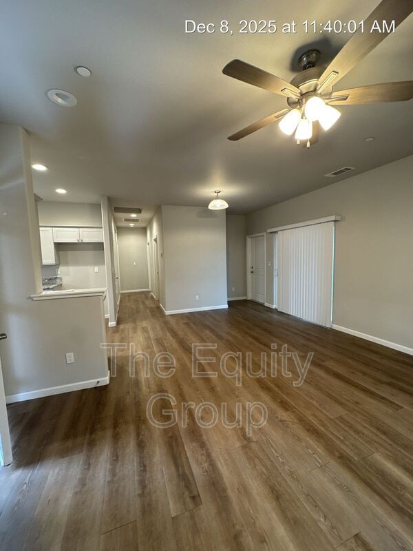 Foto del edificio - 514 S Summit St