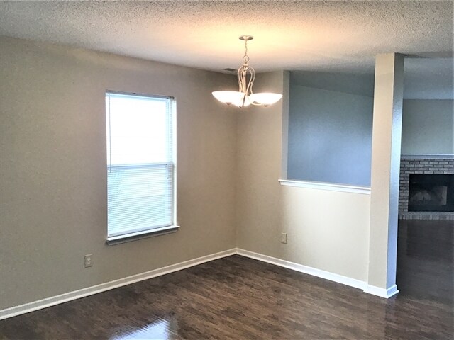 Building Photo - 10356 Waverly Drive