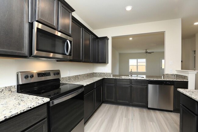 Foto del edificio - 8003 Vacek Meadows Loop