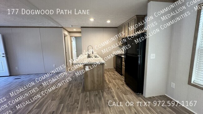 Foto del edificio - 177 Dogwood Path Ln