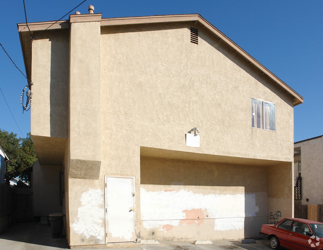 Foto del edificio - 3844 Swift Ave