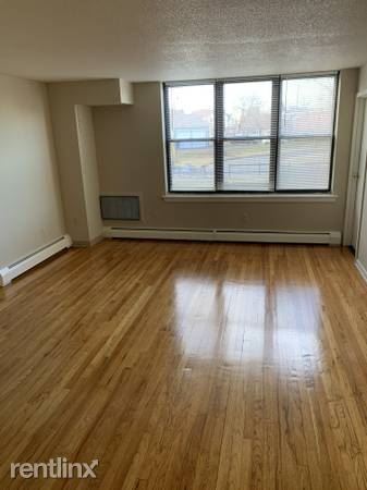 Building Photo - 3 br, 1 bath Townhome - MLK apartments
