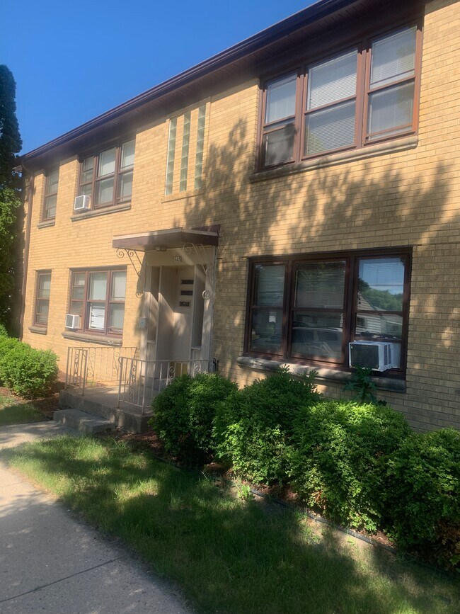 Building Photo - 3645 N 91st St