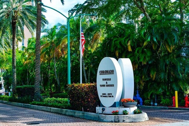 Foto del edificio - 20335 W Country Club Dr