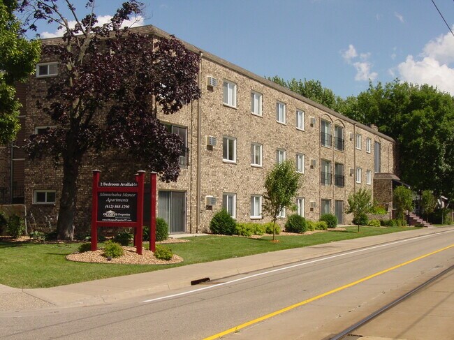 Foto del edificio - 5315 Minnehaha Ave