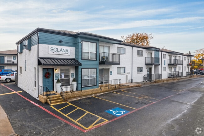 Building Photo - Solana