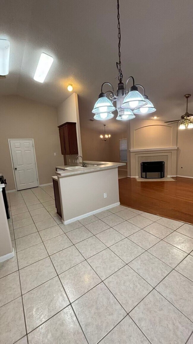 Foto del edificio - 25219 Spring Iris Ln