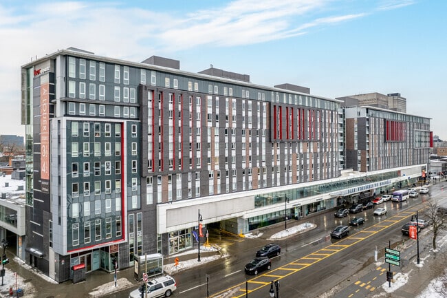 Building Photo - ILOT Apparts