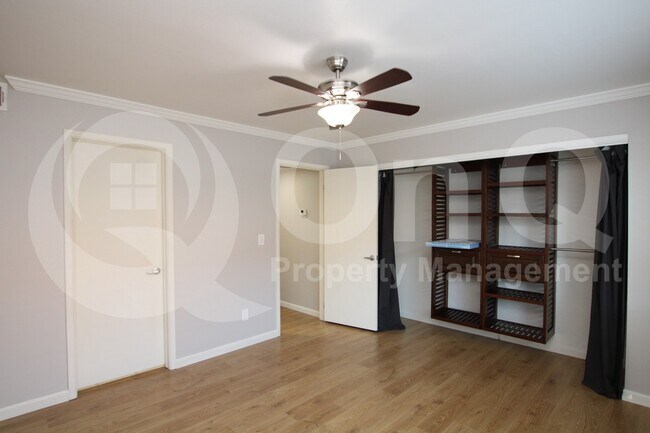 Foto del edificio - 30 E Brown Rd