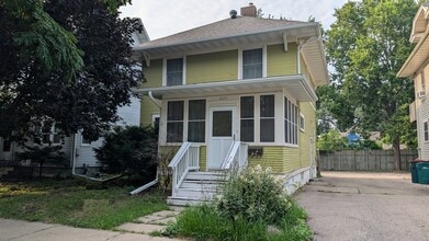 Building Photo - 1005 1st St SW