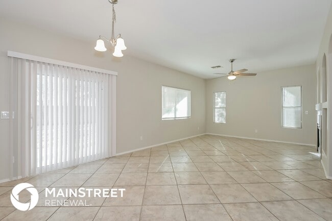 Foto del edificio - 60223 Verde Vista Ct