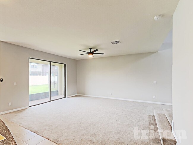 Foto del edificio - 1517 Gadsden Point Pl